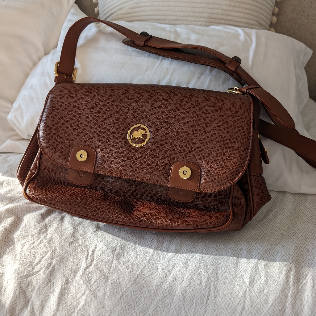 Huntington World Shoulder Bag